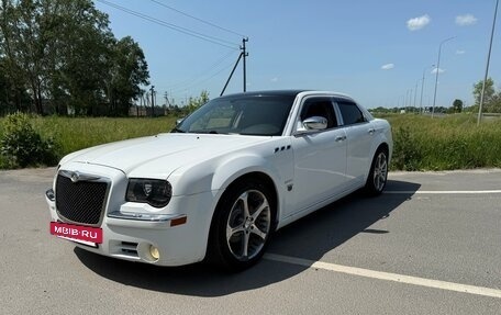 Chrysler 300C II, 2005 год, 870 000 рублей, 6 фотография