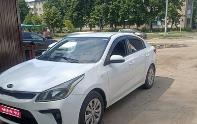 KIA Rio IV, 2018 год, 880 000 рублей, 1 фотография