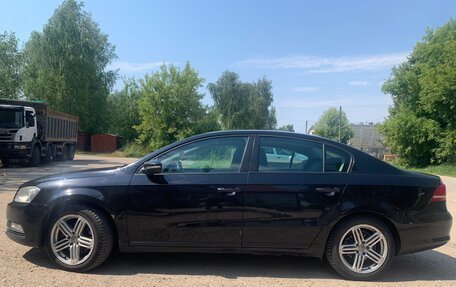 Volkswagen Passat B7, 2011 год, 790 000 рублей, 4 фотография