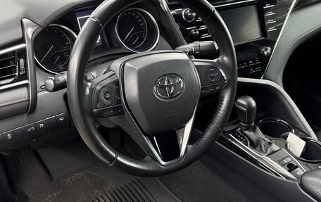 Toyota Camry, 2018 год, 2 150 000 рублей, 13 фотография