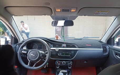 KIA Rio IV, 2018 год, 880 000 рублей, 6 фотография