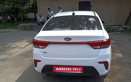 KIA Rio IV, 2018 год, 880 000 рублей, 4 фотография