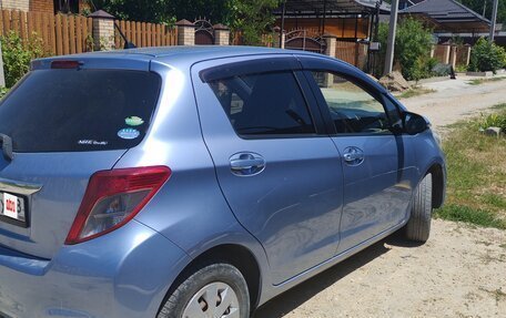 Toyota Vitz, 2012 год, 730 000 рублей, 4 фотография
