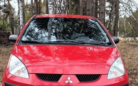 Mitsubishi Colt VI рестайлинг, 2006 год, 435 000 рублей, 24 фотография