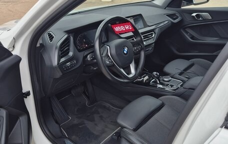 BMW 1 серия, 2020 год, 1 920 000 рублей, 12 фотография