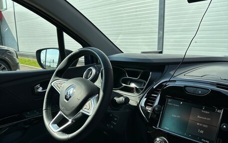 Renault Kaptur I рестайлинг, 2020 год, 1 870 000 рублей, 25 фотография