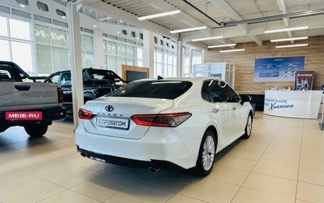 Toyota Camry, 2019 год, 3 099 999 рублей, 6 фотография