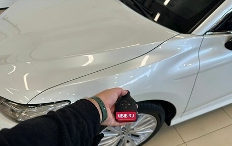 Toyota Camry, 2019 год, 3 099 999 рублей, 19 фотография