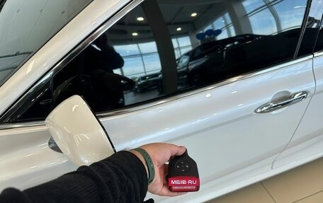 Toyota Camry, 2019 год, 3 099 999 рублей, 20 фотография