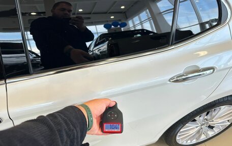 Toyota Camry, 2019 год, 3 099 999 рублей, 21 фотография