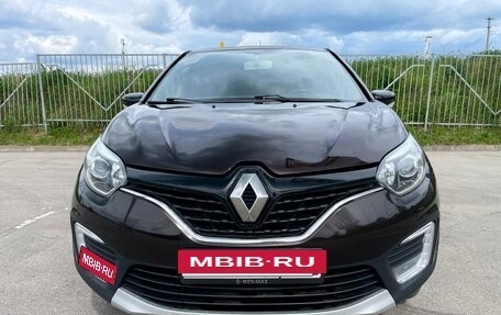 Renault Kaptur I рестайлинг, 2019 год, 1 410 000 рублей, 2 фотография