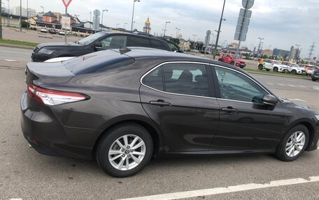 Toyota Camry, 2018 год, 2 150 000 рублей, 11 фотография