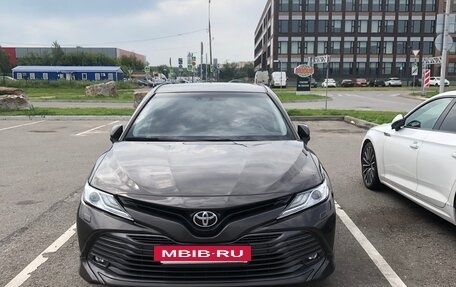 Toyota Camry, 2018 год, 2 150 000 рублей, 18 фотография
