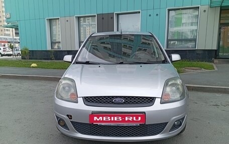 Ford Fiesta, 2006 год, 370 000 рублей, 2 фотография