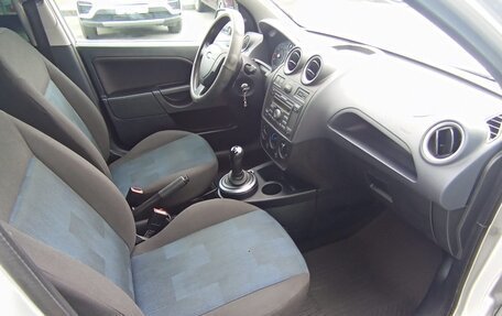 Ford Fiesta, 2006 год, 370 000 рублей, 23 фотография