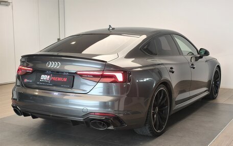 Audi RS 5, 2019 год, 5 990 000 рублей, 4 фотография