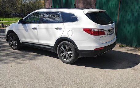Hyundai Santa Fe III рестайлинг, 2014 год, 1 850 000 рублей, 2 фотография
