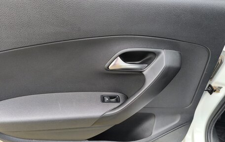 Volkswagen Polo VI (EU Market), 2013 год, 930 000 рублей, 8 фотография