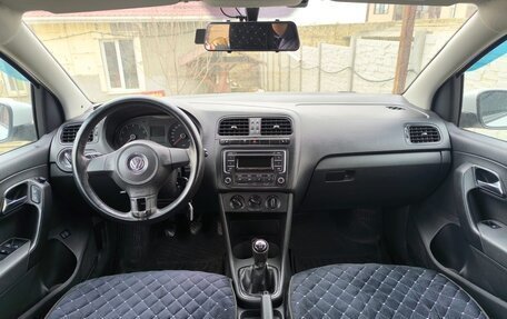 Volkswagen Polo VI (EU Market), 2013 год, 930 000 рублей, 10 фотография