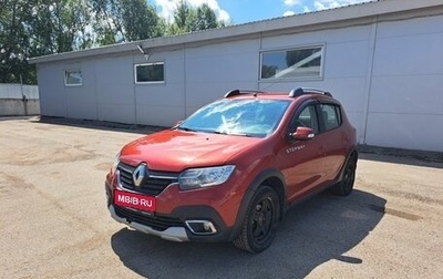 Renault Sandero II рестайлинг, 2019 год, 949 000 рублей, 1 фотография