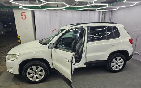 Volkswagen Tiguan I, 2010 год, 950 000 рублей, 3 фотография