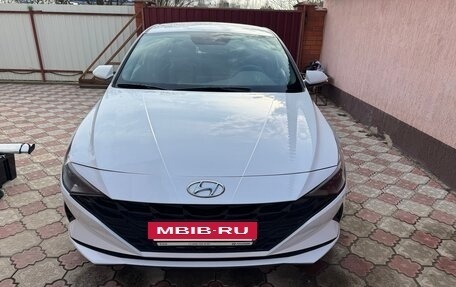Hyundai Elantra, 2021 год, 1 700 000 рублей, 4 фотография