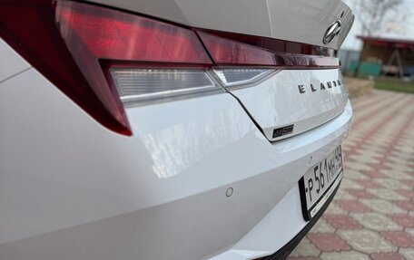 Hyundai Elantra, 2021 год, 1 700 000 рублей, 22 фотография