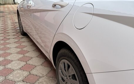 Hyundai Elantra, 2021 год, 1 700 000 рублей, 23 фотография