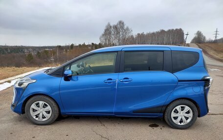 Toyota Sienta II, 2019 год, 1 320 000 рублей, 31 фотография