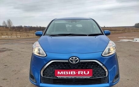 Toyota Sienta II, 2019 год, 1 320 000 рублей, 29 фотография