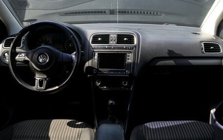 Volkswagen Polo VI (EU Market), 2012 год, 797 000 рублей, 11 фотография