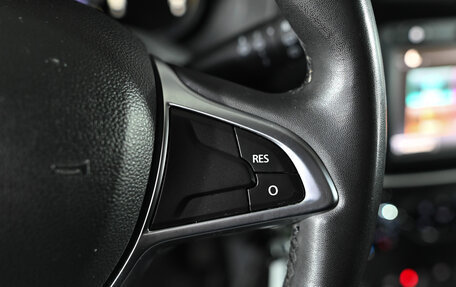 Renault Sandero II рестайлинг, 2019 год, 1 290 000 рублей, 21 фотография