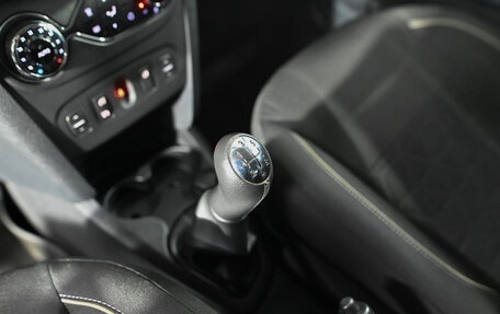 Renault Sandero II рестайлинг, 2019 год, 1 290 000 рублей, 22 фотография