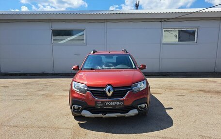 Renault Sandero II рестайлинг, 2019 год, 949 000 рублей, 2 фотография
