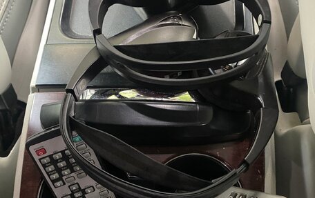 Toyota Sienna III, 2010 год, 2 470 000 рублей, 17 фотография