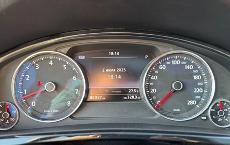 Volkswagen Touareg III, 2013 год, 2 850 000 рублей, 21 фотография