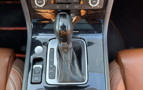 Volkswagen Touareg III, 2013 год, 2 850 000 рублей, 18 фотография