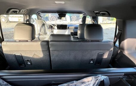 Toyota Land Cruiser Prado, 2025 год, 8 630 000 рублей, 13 фотография
