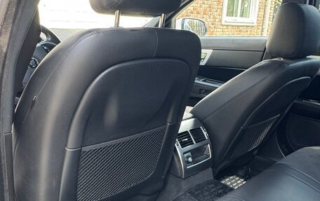Jaguar XF I рестайлинг, 2014 год, 2 500 000 рублей, 18 фотография