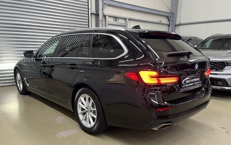 BMW 5 серия, 2022 год, 7 100 000 рублей, 3 фотография