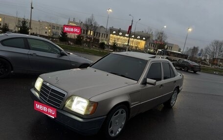 Mercedes-Benz E-Класс, 1994 год, 700 000 рублей, 6 фотография
