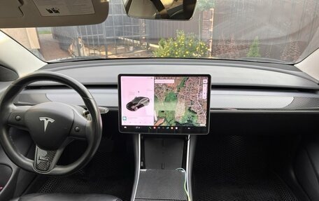 Tesla Model 3 I, 2018 год, 1 980 000 рублей, 5 фотография