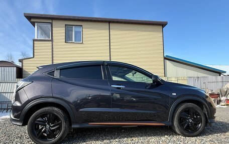 Honda Vezel, 2022 год, 2 165 000 рублей, 4 фотография