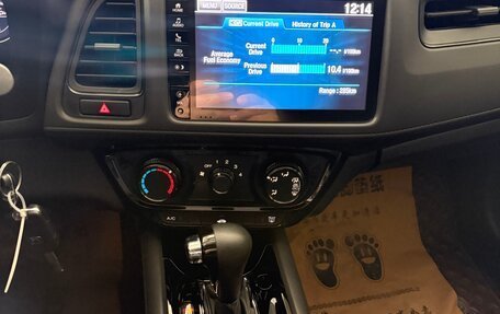 Honda Vezel, 2022 год, 2 165 000 рублей, 33 фотография