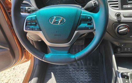 Hyundai Solaris II рестайлинг, 2017 год, 1 390 000 рублей, 6 фотография