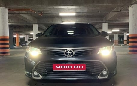 Toyota Camry, 2017 год, 1 850 000 рублей, 12 фотография