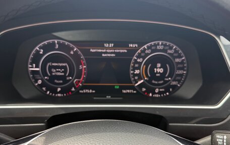 Volkswagen Tiguan II, 2018 год, 2 390 000 рублей, 12 фотография
