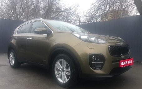 KIA Sportage IV рестайлинг, 2017 год, 1 999 000 рублей, 2 фотография