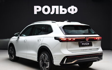 Volkswagen Tiguan II, 2024 год, 4 950 000 рублей, 2 фотография