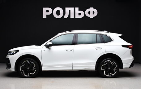 Volkswagen Tiguan II, 2024 год, 4 950 000 рублей, 5 фотография